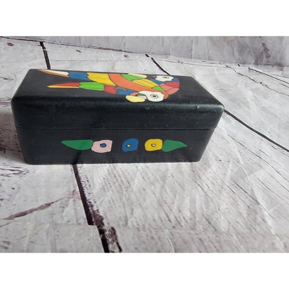 Wooden Hand Painted Trinket Box With Parrot, Flowers & Leaves Design 4in x 1in - Picture 3 of 9